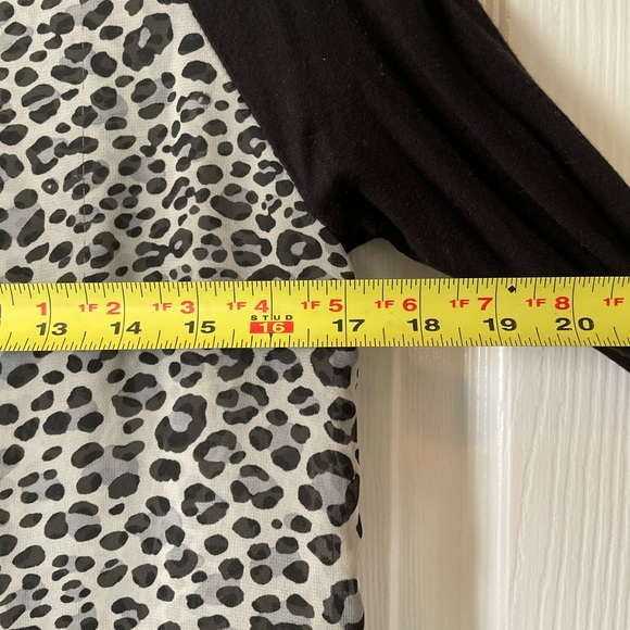 Cheetah print long sleeve blouse medium sheer cotton Black gray silver fun sexy - Picture 8 of 9